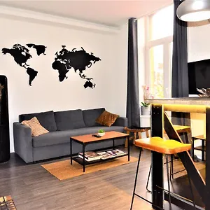 https://new-industrial-style-apartment-toplocation.brusselshotelsbook.com